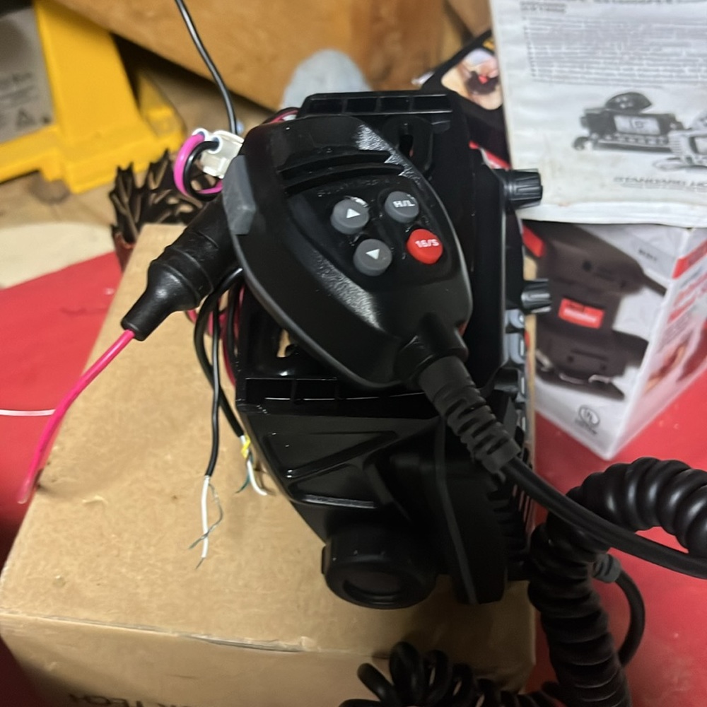 Boat GPS brand new - Picture 2 of 4